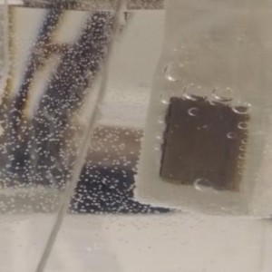 Water splitting into hydrogen on a metal wire and oxygen on the catalyst.Source: Yale Entrepreneurial Institute 